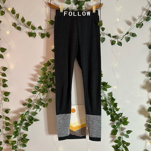 Mulvari letter Graphic waist  colorblock legging - Picture 7 of 8